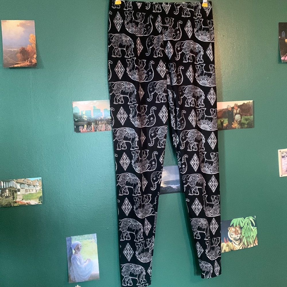 Elephant Leggings.